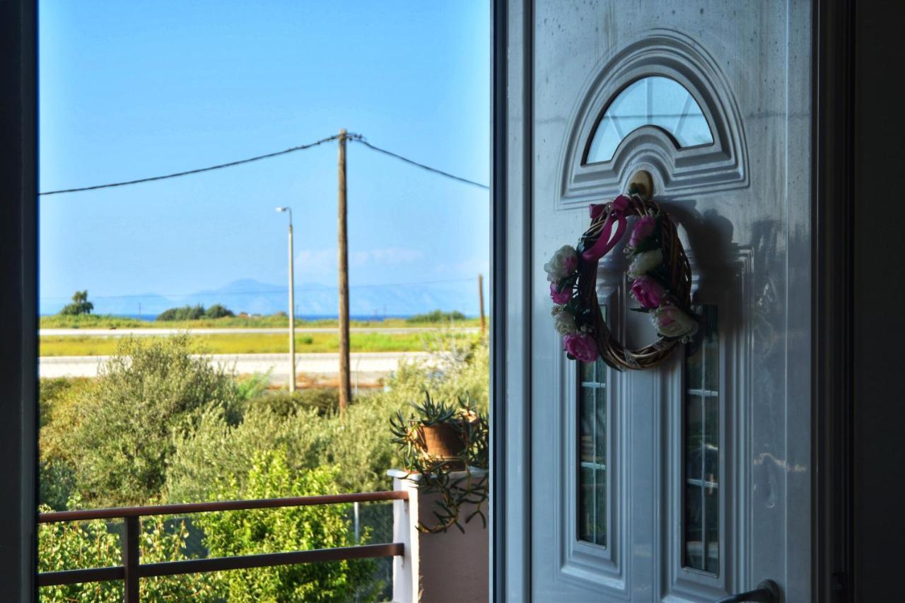 Lägenhet Fully Renovated Apartment-ανακαινισμένο διαμέρισμα Paradeísion